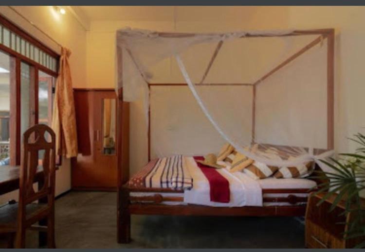 Sea Rock Beach Hotel Arugam Bay Bagian luar foto
